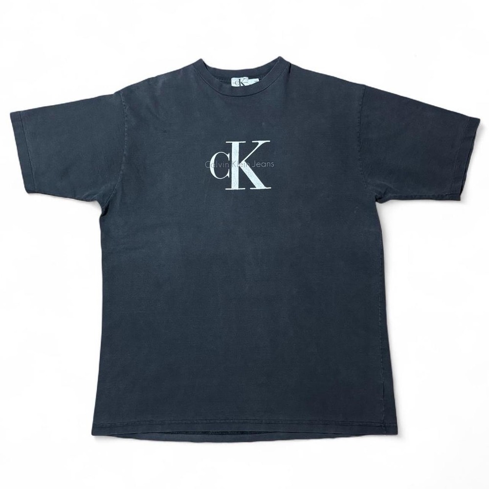 Vintage Y2K Calvin Klein Graphic Logo T-shirt Large 22x29 Canada